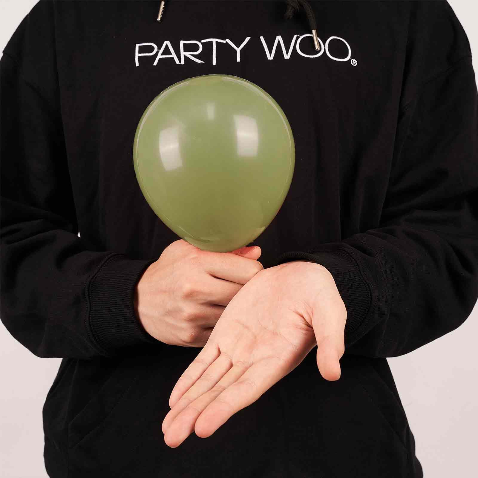PartyWoo Black Balloons, 50 Pcs 12 Inch Matte Black Balloons Latex Balloons For Balloon Garland Arch As Party Decorations Birthday Decorations Wedding Decorations Retirement Party Decorations