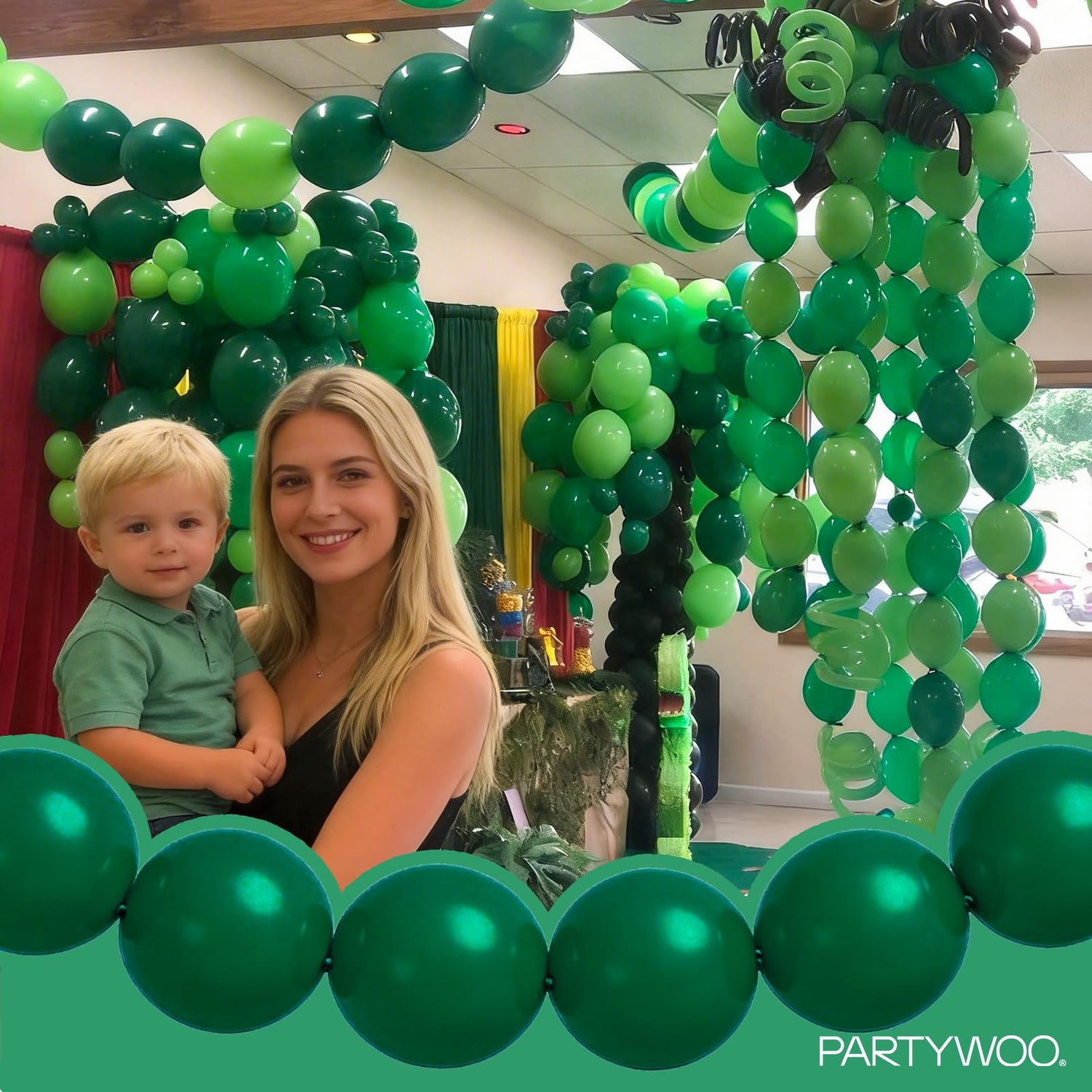 PartyWoo Dark Green Linking Balloons 100pcs 12 Inch Emerald Hunter Forest Green Link Balloons for Wedding Boy Baby Shower Birthday Graduation Dinosaur Jungle Golf Party Decorations Green-W10