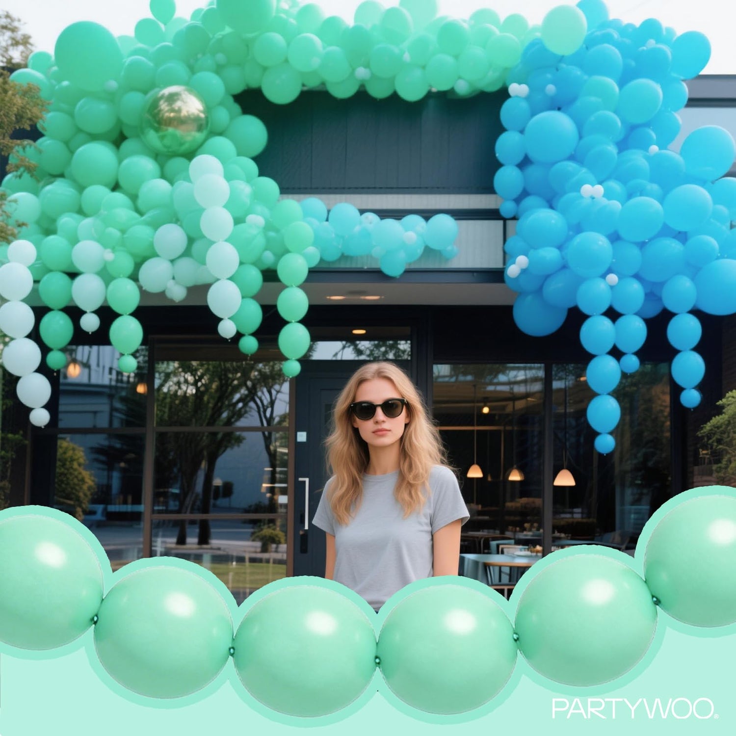 Blue-Q03 Linking Balloons 100pcs (12 inch)