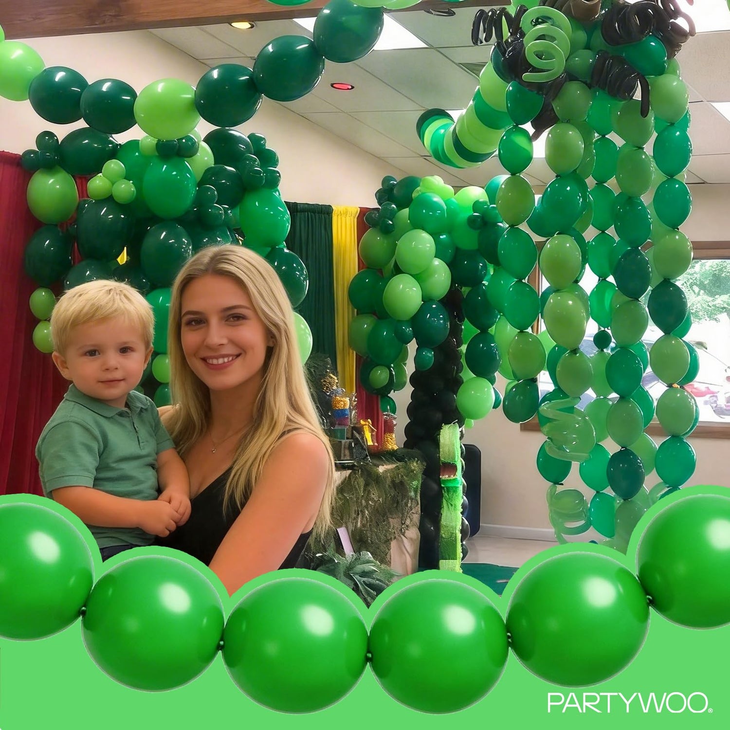 PartyWoo Green Linking Balloons 100pcs 12 Inch Green Link Balloons for Birthday Baby Shower Graduation Engagement Wedding Dinosaur Jungle Golf Football Baseball Theme Party Decorations Green-W12